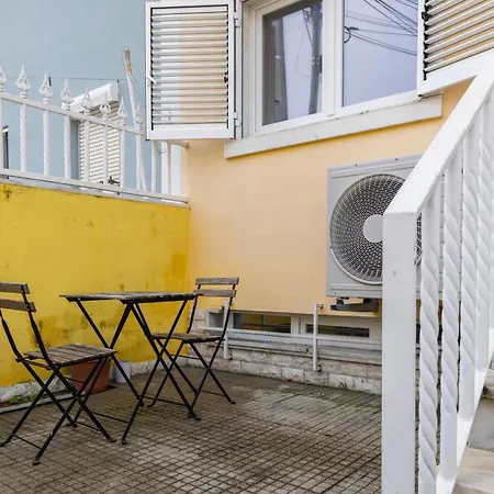 Sunshine Spot - 5min From Beach By Lovelystay Διαμέρισμα Costa de Caparica