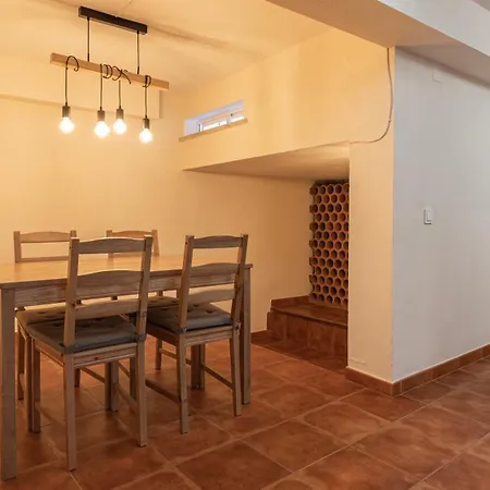 Sunshine Spot - 5min From Beach By Lovelystay Appartement